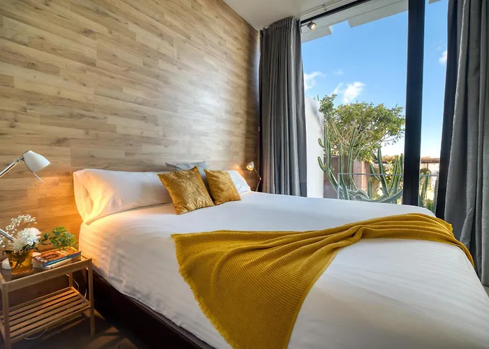 House Gallery 10 Villa *