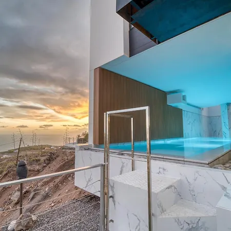 House Gallery 10 Villa