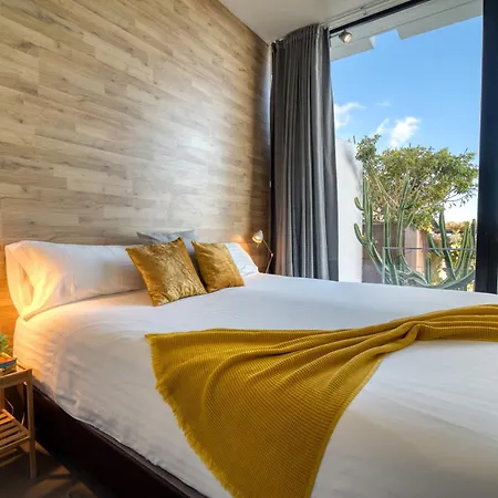 House Gallery 10 Villa *