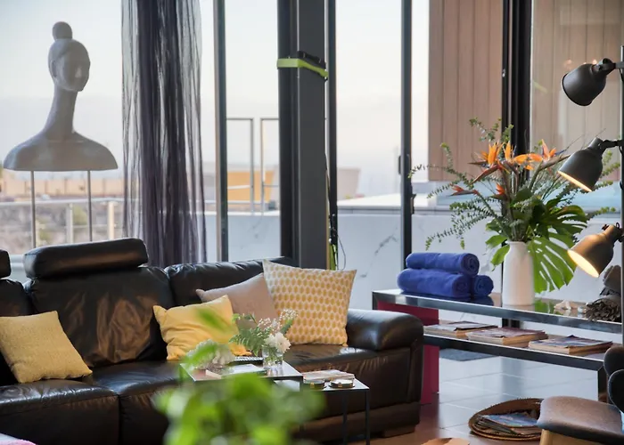 House Gallery 10 Villa *