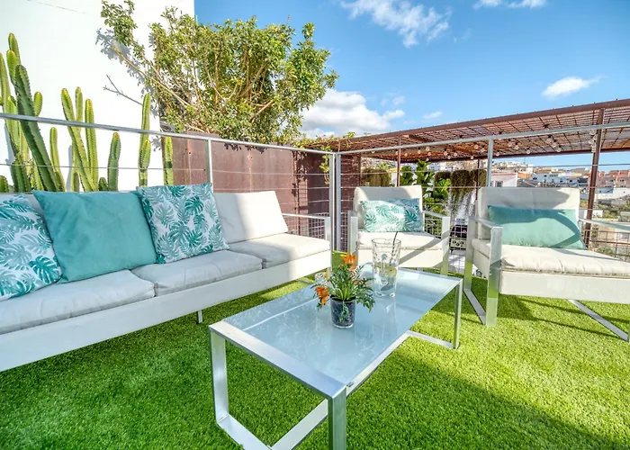 Villa House Gallery 10 *