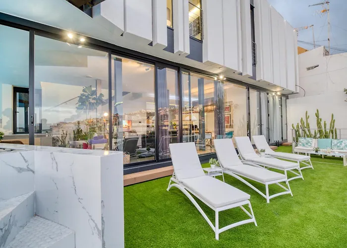 House Gallery 10 Villa *